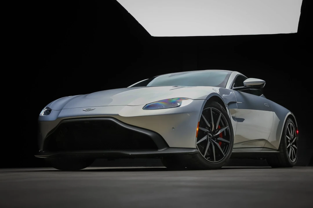 2020 Aston Martin V8 Vantage (2019+) - Image 11 of 31