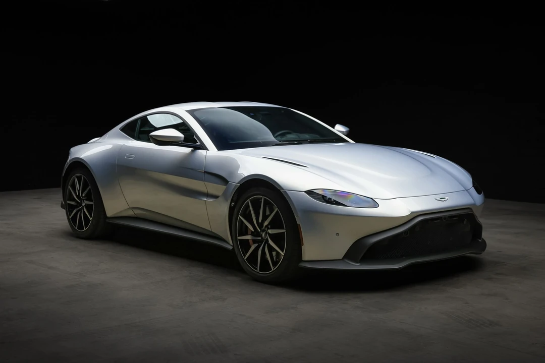 2020 Aston Martin V8 Vantage (2019+) - Image 4 of 31