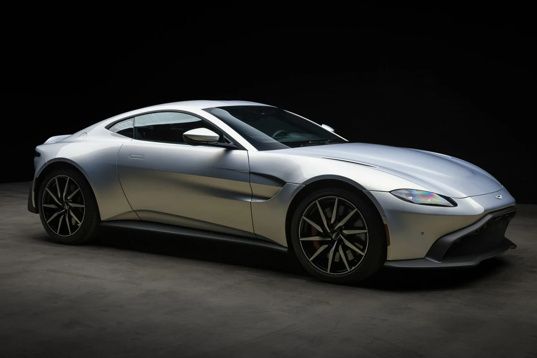 2020 Aston Martin V8 Vantage (2019+) - Image 3 of 31