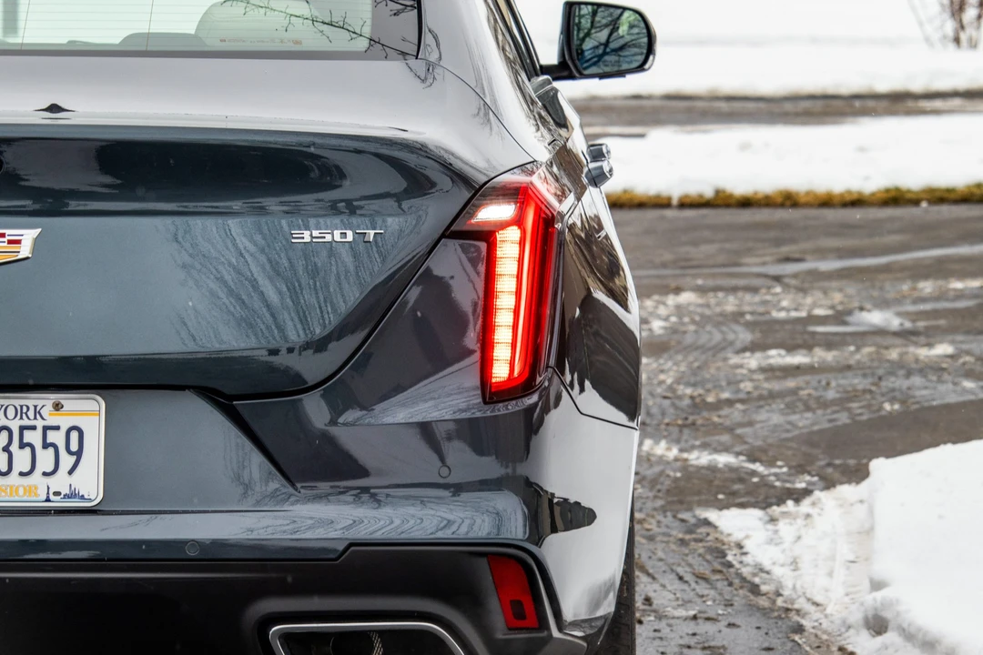 2020 Cadillac CT4 - Image 26 of 31