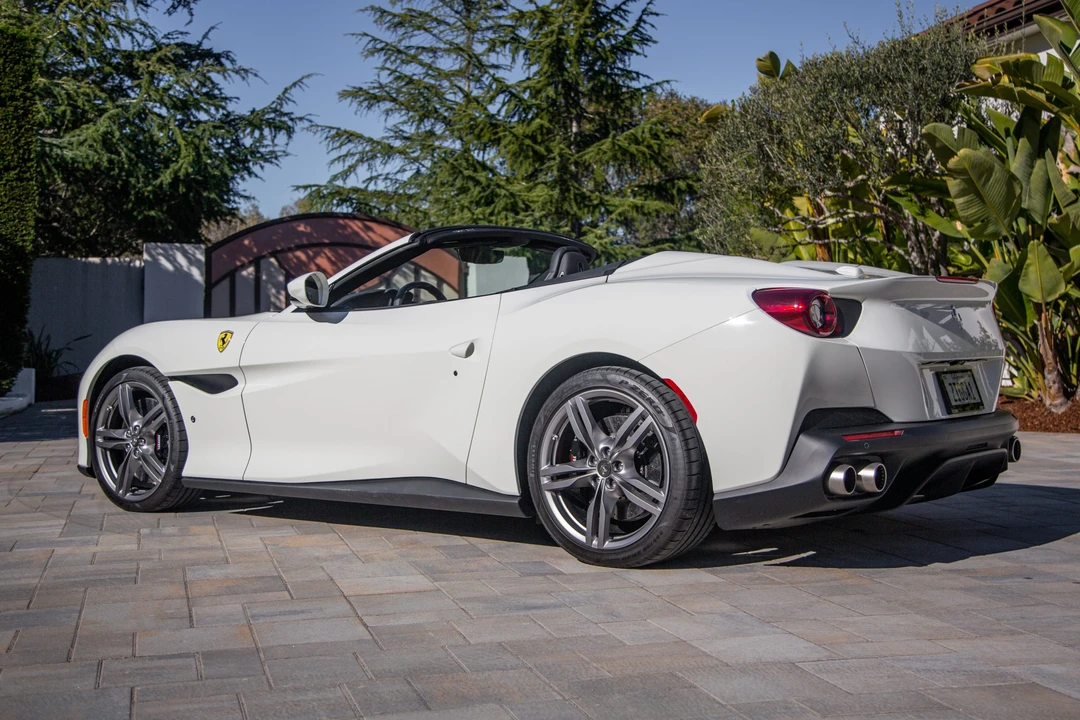 2020 Ferrari Portofino - Image 12 of 31