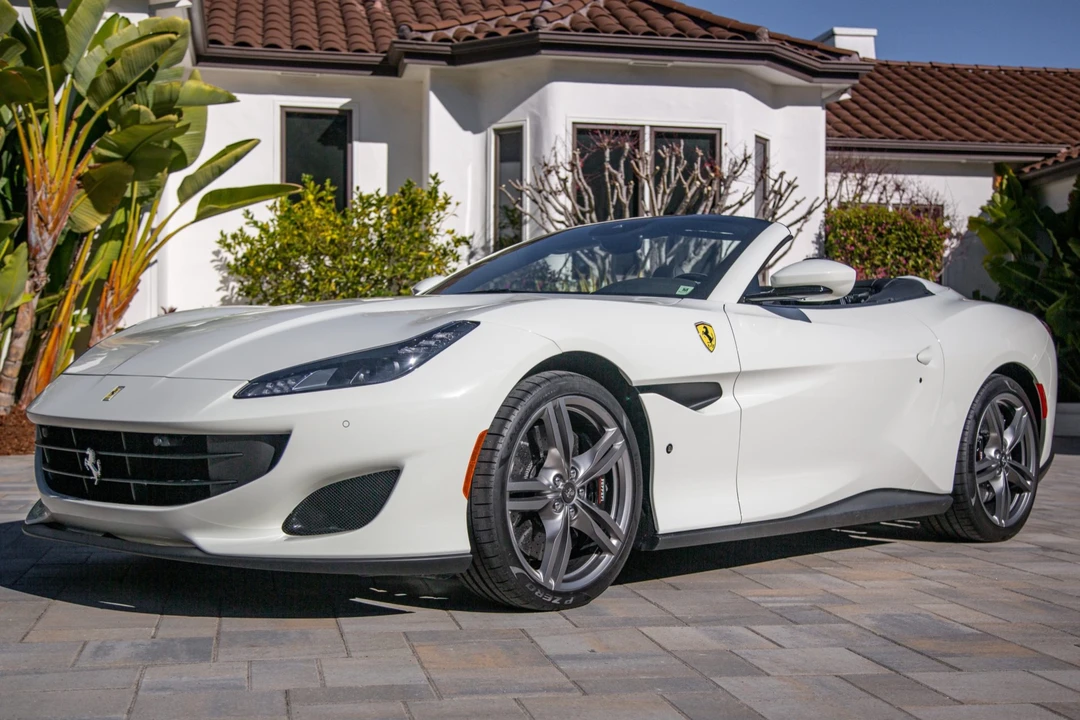 2020 Ferrari Portofino - Image 1 of 31