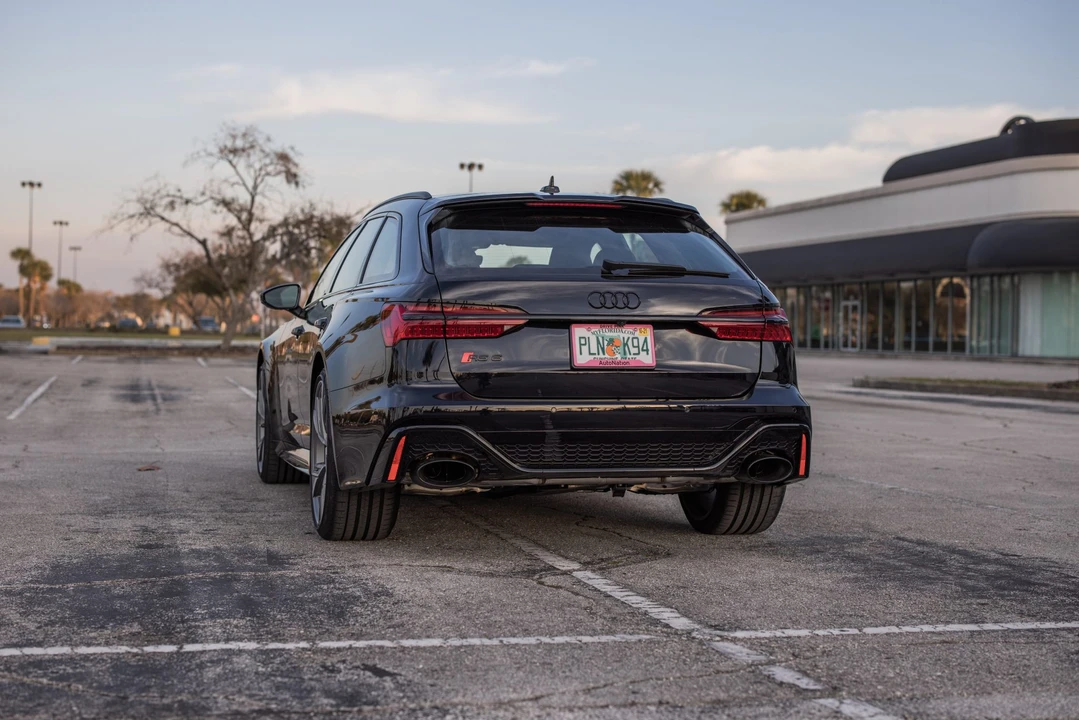 2021 Audi C8 RS6 - Image 15 of 31