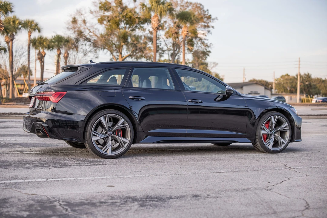 2021 Audi C8 RS6 - Image 20 of 31