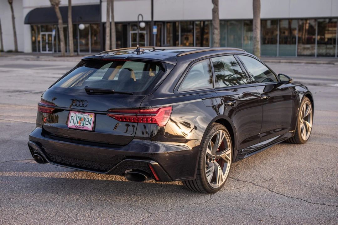 2021 Audi C8 RS6 - Image 31 of 31