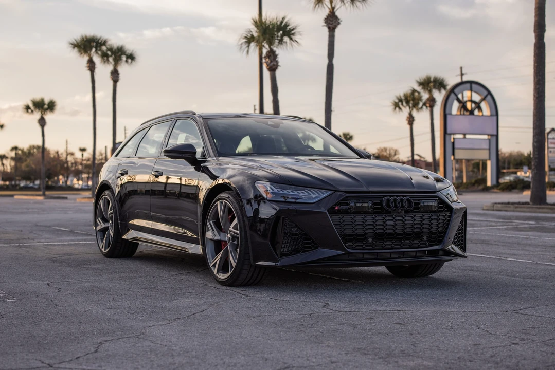2021 Audi C8 RS6 - Image 2 of 31