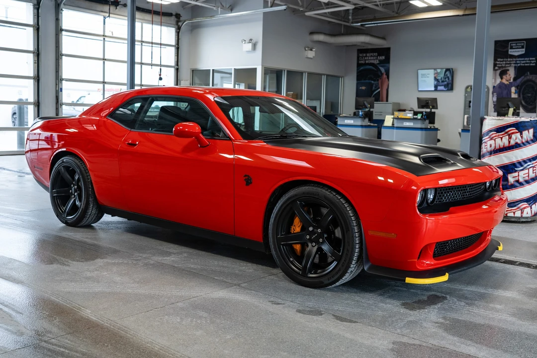 2022 Dodge Challenger SRT Hellcat 3rd Gen - Image 15 of 31