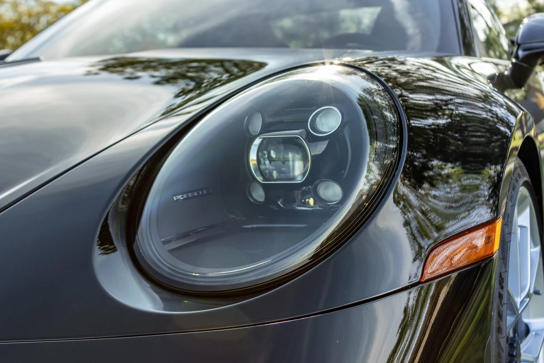 2022 Porsche 992 GT3 - Image 18 of 31