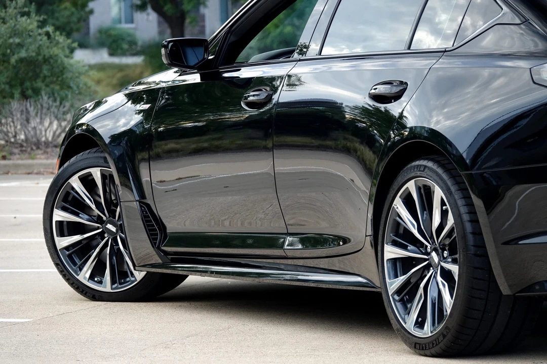 2023 Cadillac CT5-V Blackwing - Image 27 of 31