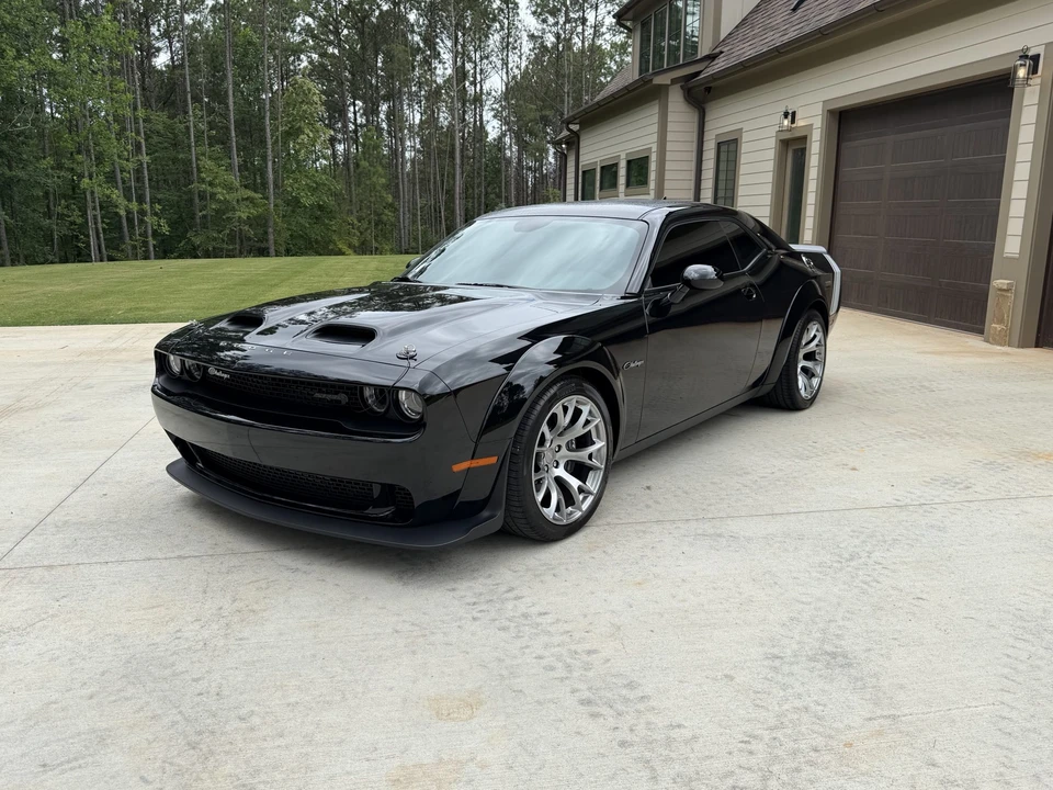 2023 Dodge Challenger SRT Hellcat 3rd Gen - Image 3 of 31