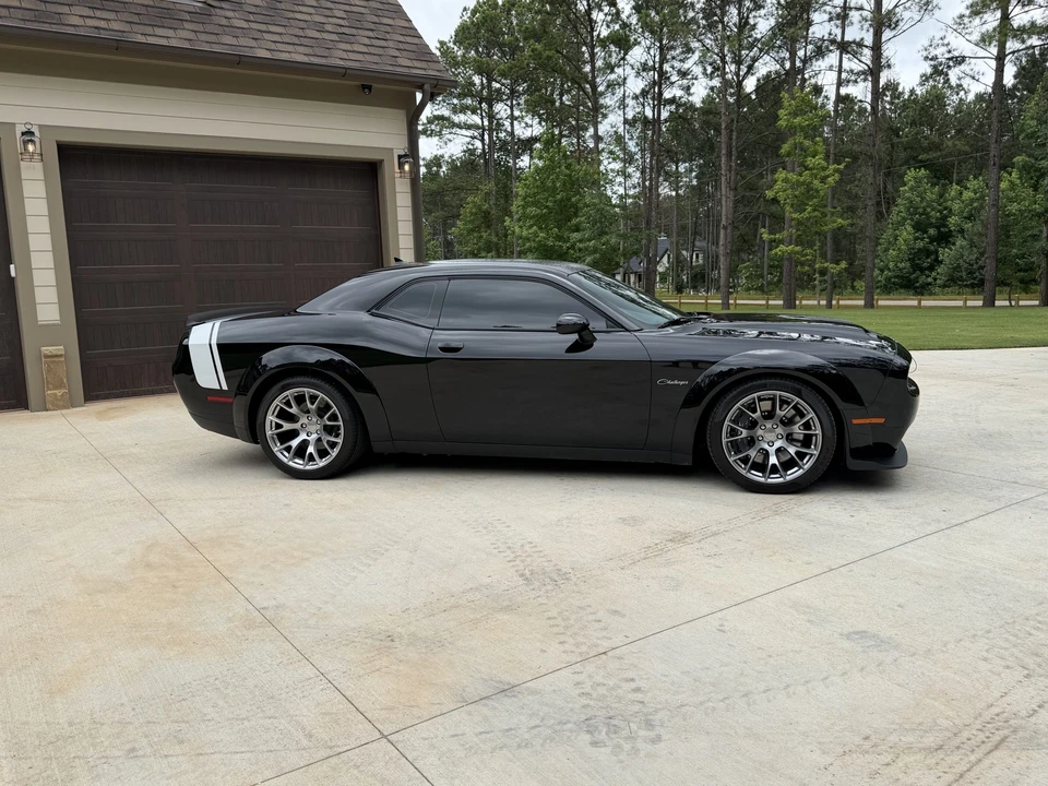 2023 Dodge Challenger SRT Hellcat 3rd Gen - Image 11 of 31