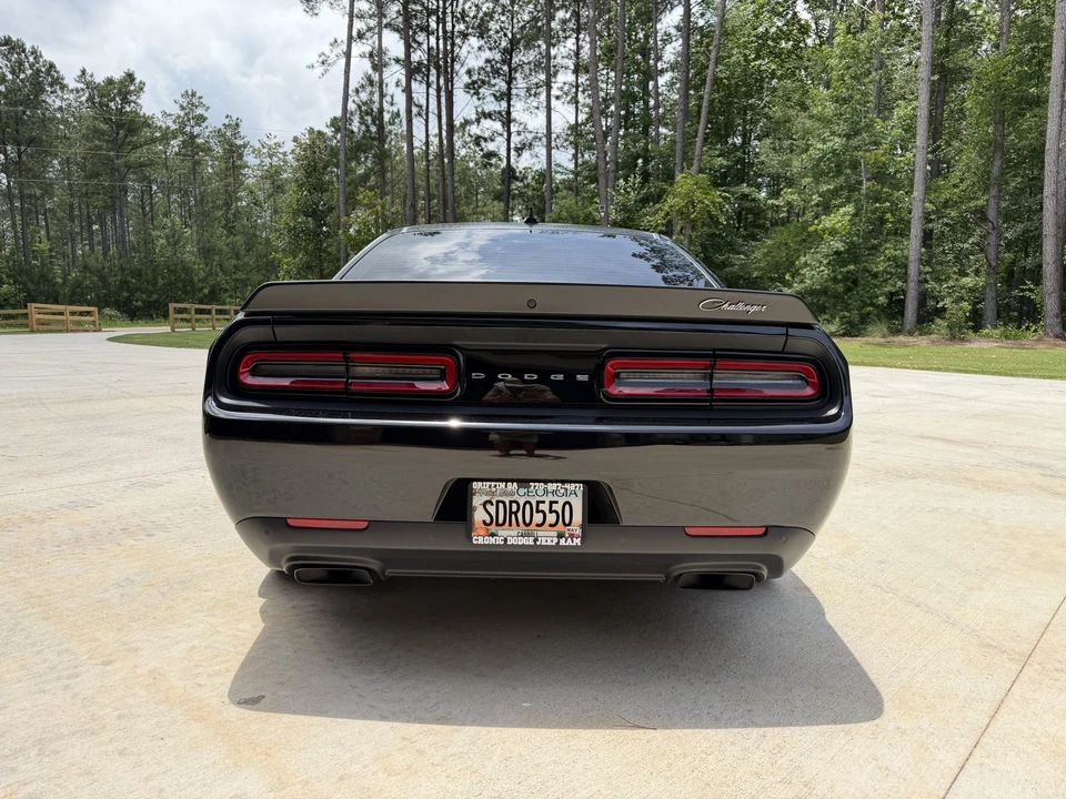 2023 Dodge Challenger SRT Hellcat 3rd Gen - Image 9 of 31