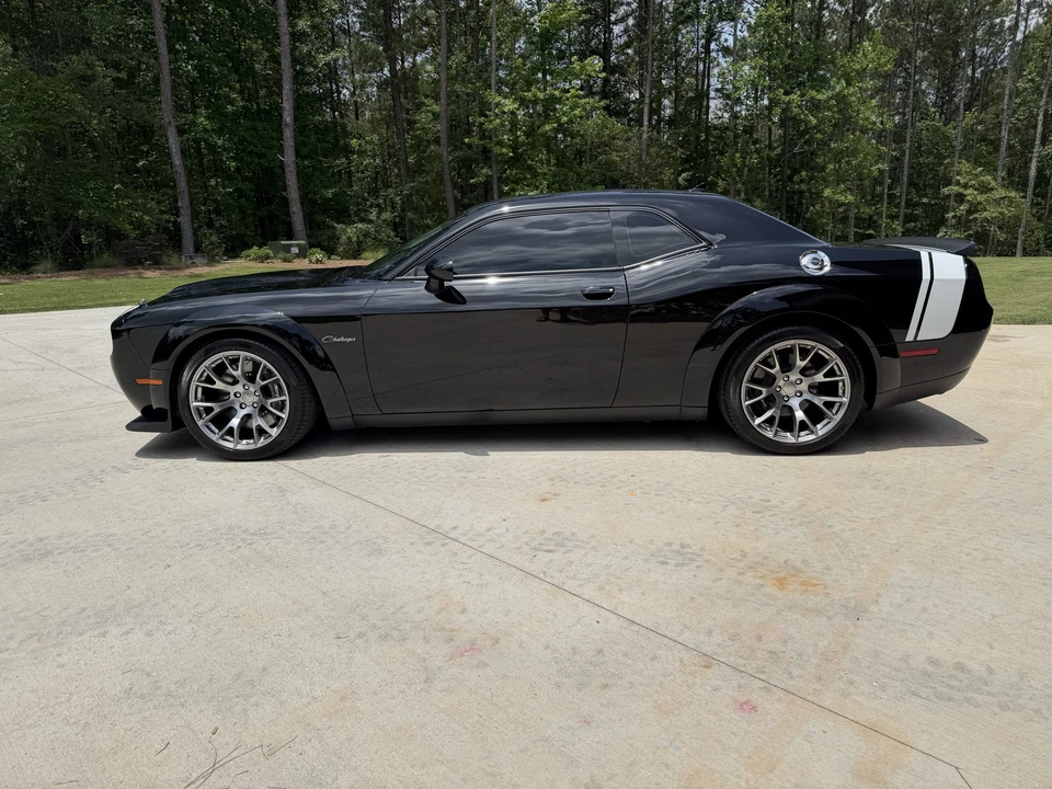 2023 Dodge Challenger SRT Hellcat 3rd Gen - Image 5 of 31