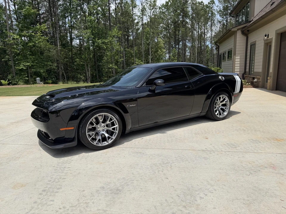 2023 Dodge Challenger SRT Hellcat 3rd Gen - Image 4 of 31