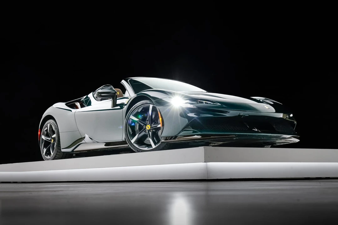 2023 Ferrari SF90 Spider - Image 15 of 31