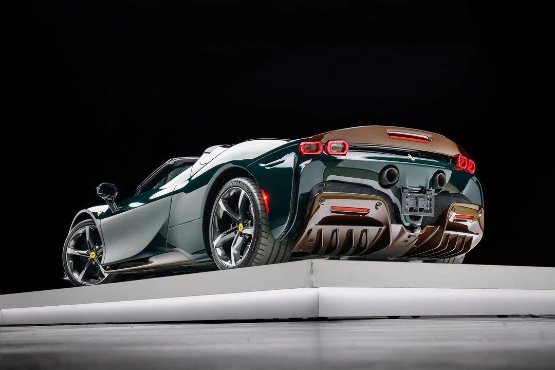 2023 Ferrari SF90 Spider - Image 27 of 31