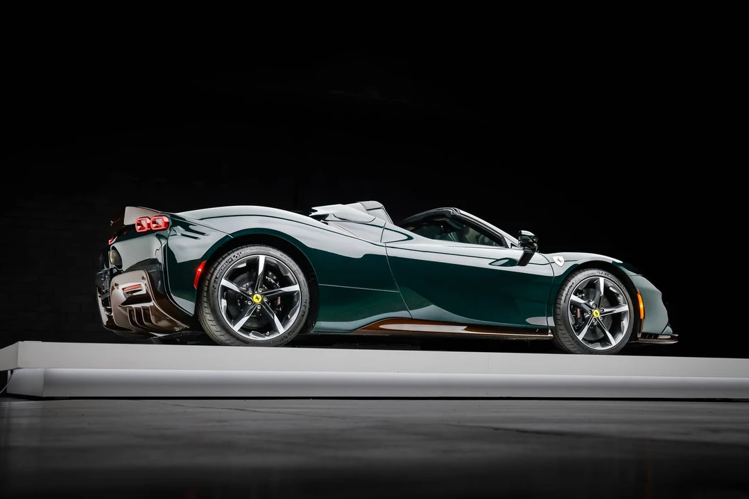 2023 Ferrari SF90 Spider - Image 19 of 31