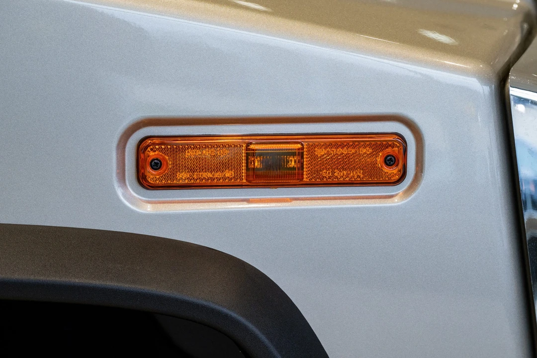2004 Hummer Hummer H2 - Image 22 of 31