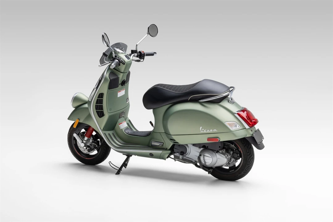 2018 Vespa Sei & PX & ET & LX & GT - Image 7 of 31