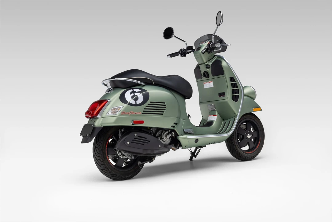 2018 Vespa Sei & PX & ET & LX & GT - Image 3 of 31