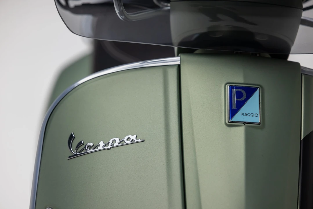 2018 Vespa Sei & PX & ET & LX & GT - Image 24 of 31