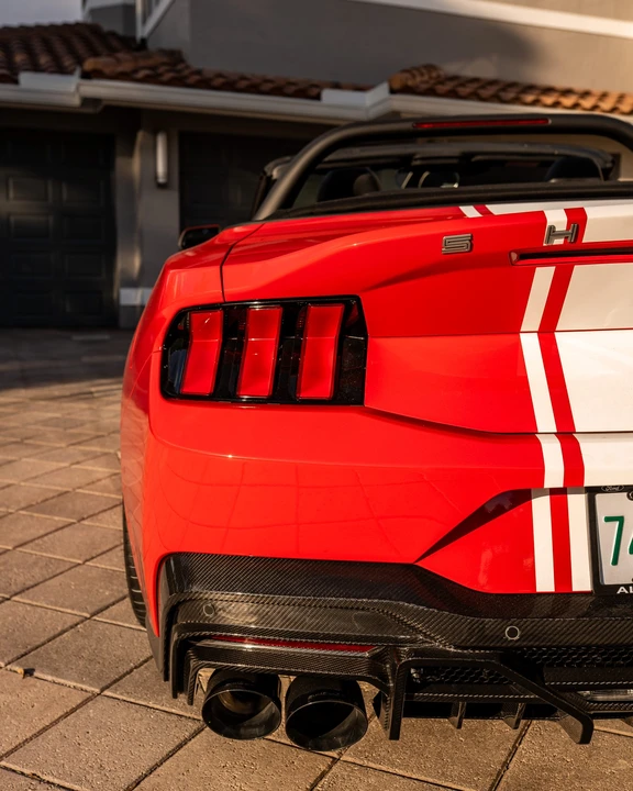 2025 Ford Shelby Mustang - Image 24 of 31
