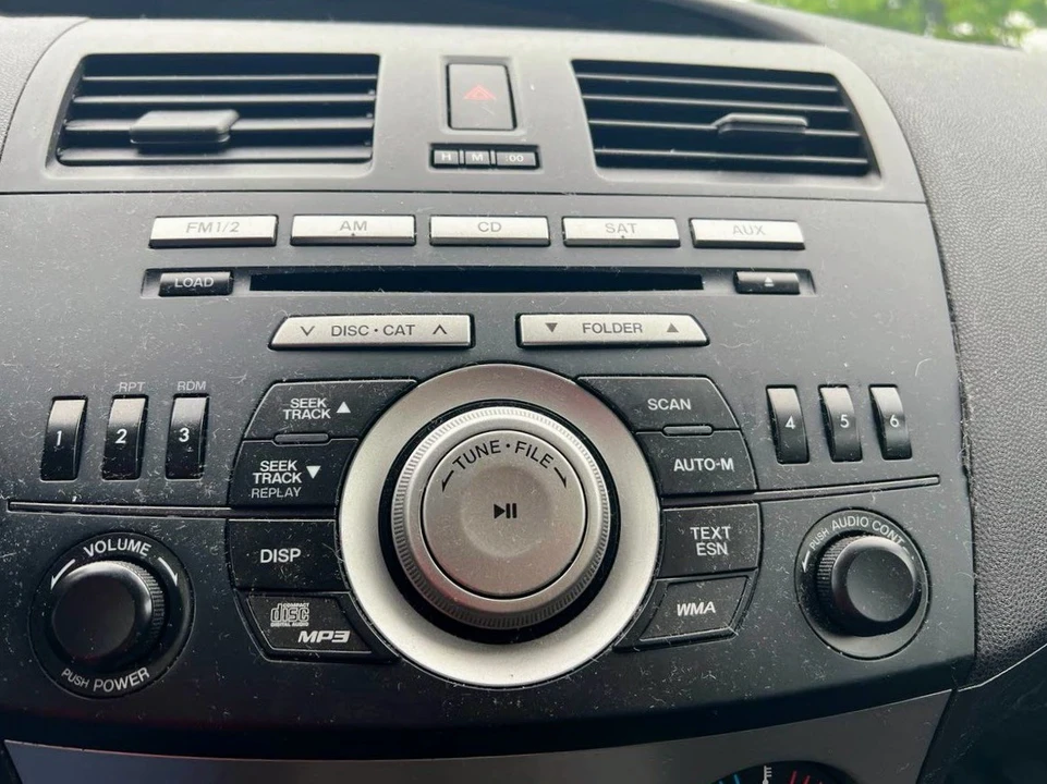 2011 Mazda Mazda 3 2nd Gen - Image 14 of 14