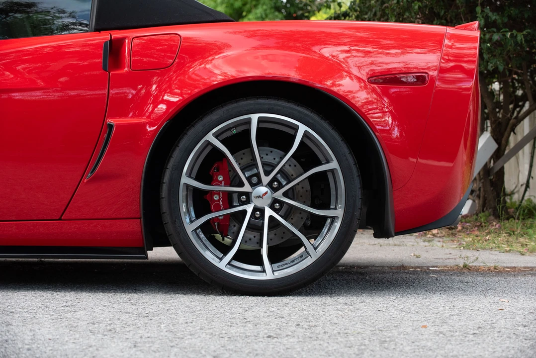 2013 Chevrolet Corvette C6 - Image 17 of 31