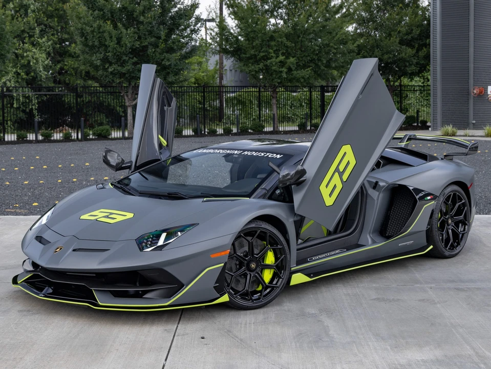 2021 Lamborghini Aventador SVJ LP770-4 Roadster - Image 17 of 31