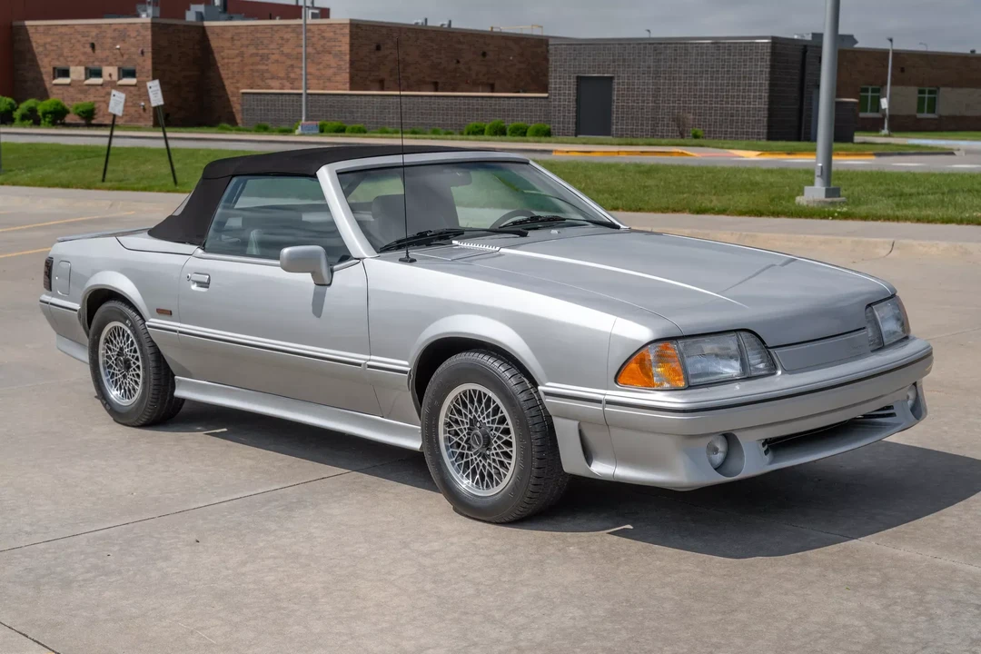 1988 Ford Mustang 3rd Gen - Image 9 of 31
