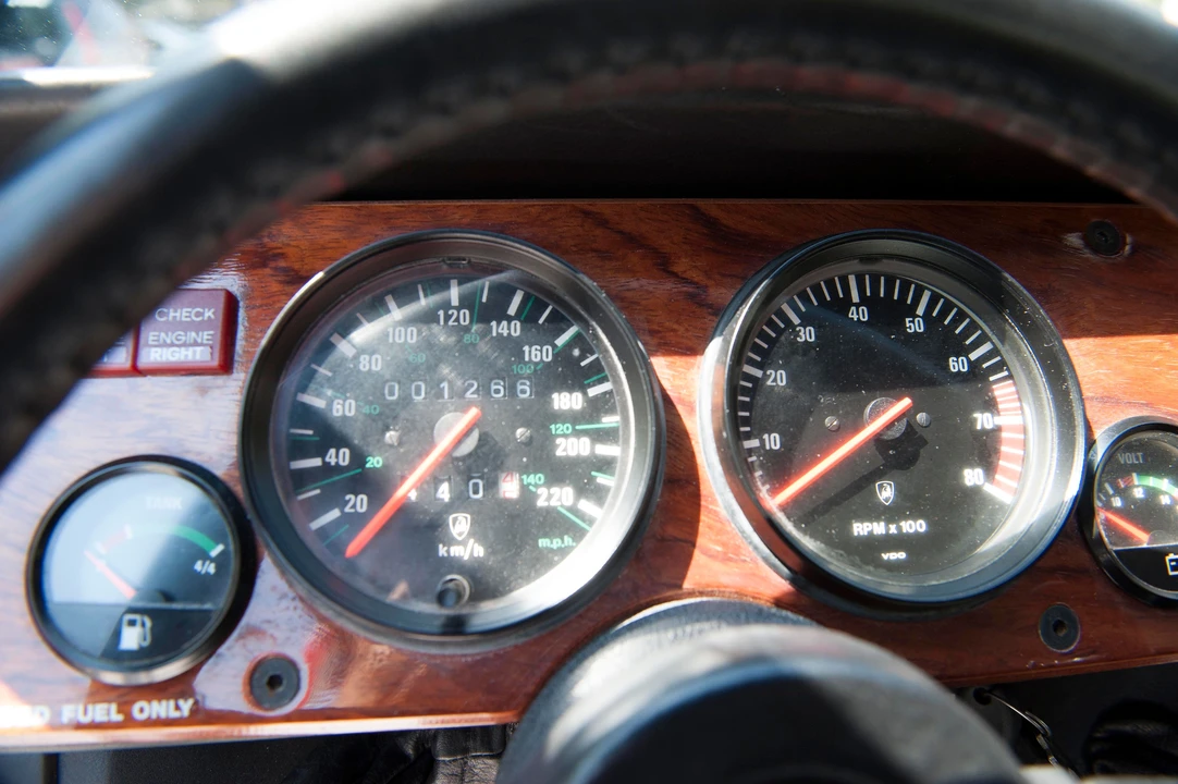 1991 Lamborghini LM002 - Image 13 of 19