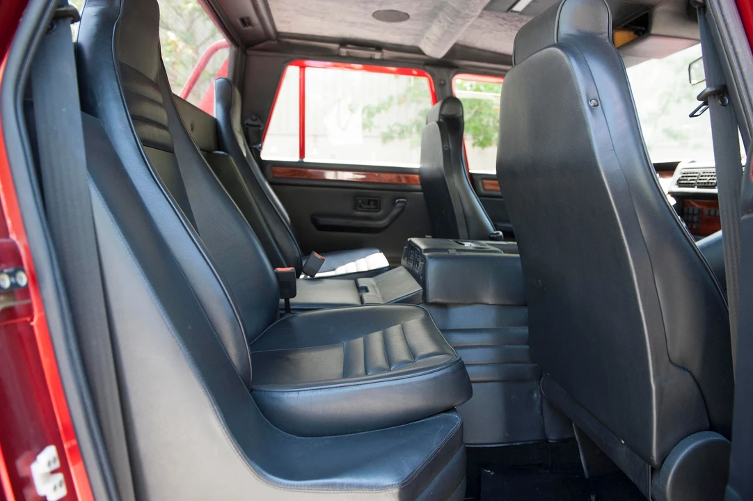 1991 Lamborghini LM002 - Image 12 of 19