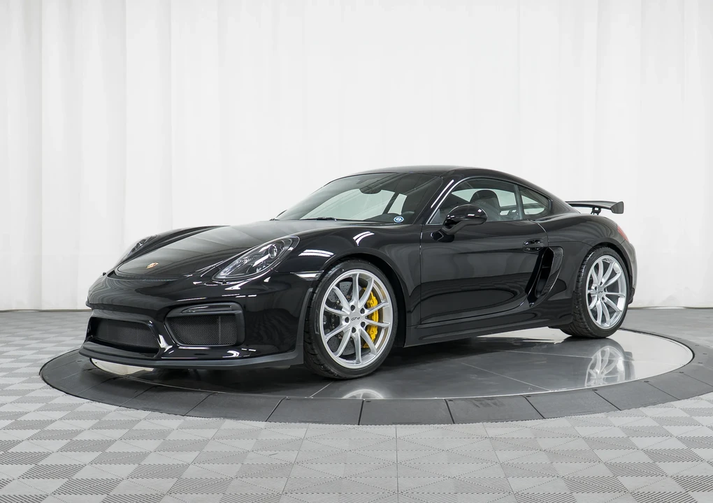 2016 Porsche 981 Cayman GT4 - Image 29 of 31