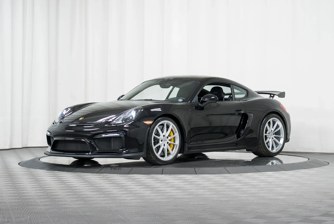 2016 Porsche 981 Cayman GT4 - Image 30 of 31