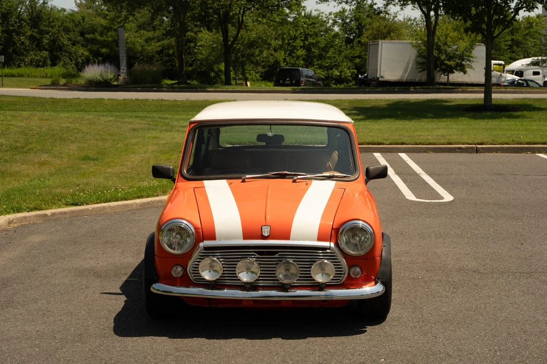 Mini Mini Mark III - Image 2 of 31