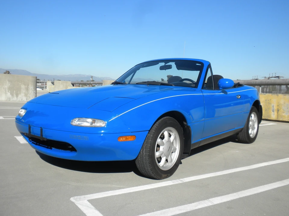 1992 Mazda NA MX-5 Miata - Image 5 of 31