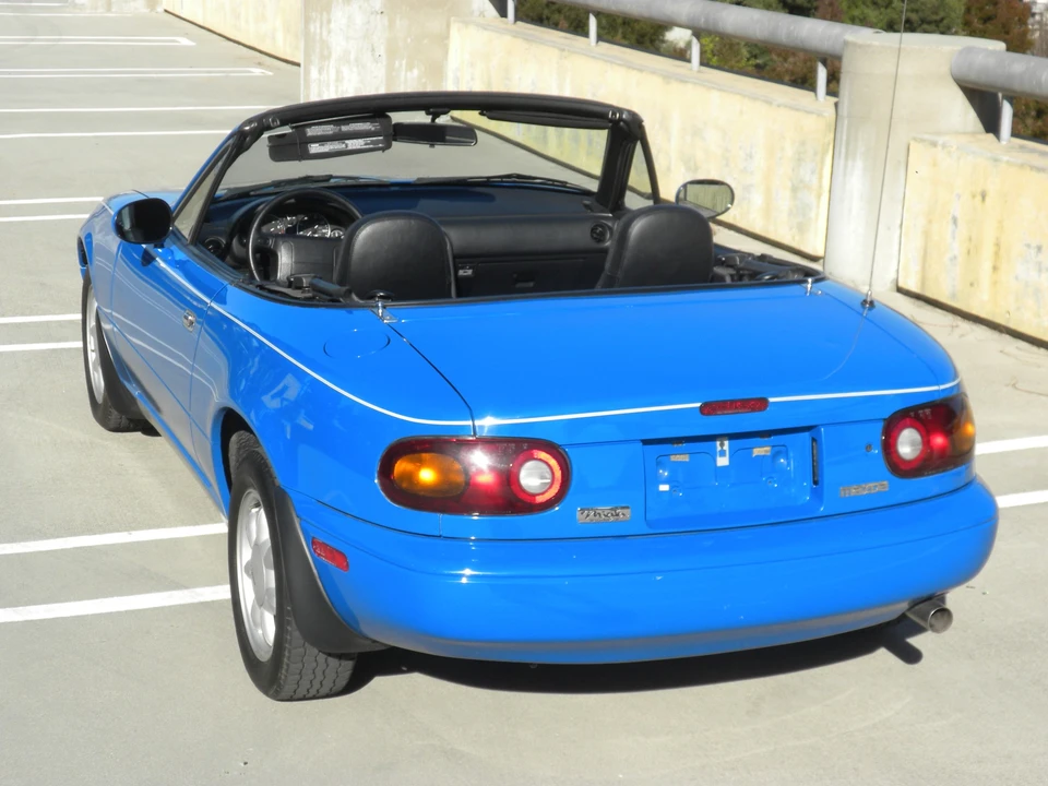 1992 Mazda NA MX-5 Miata - Image 21 of 31