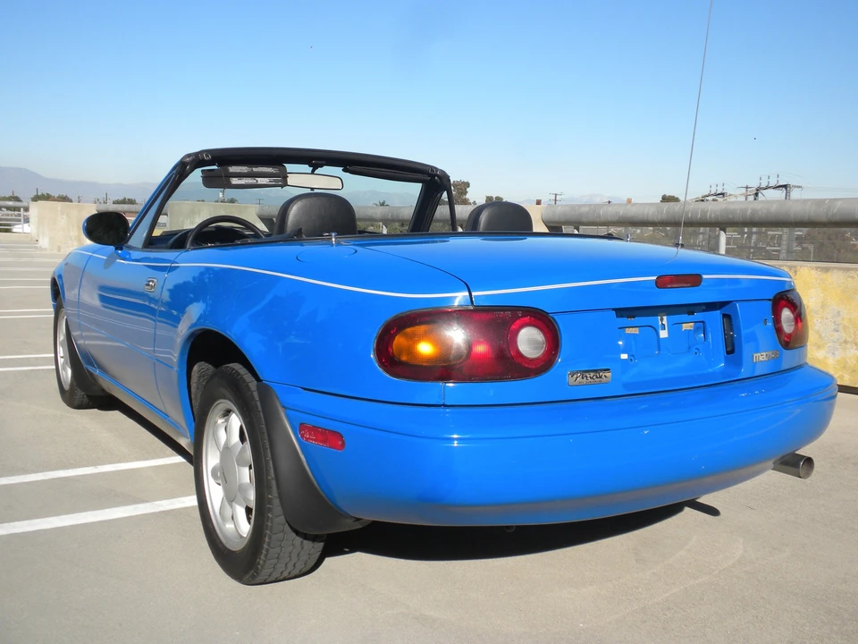 1992 Mazda NA MX-5 Miata - Image 22 of 31