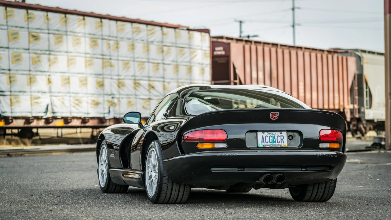 2000 Dodge Viper ACR 2nd Gen - Image 5 of 31