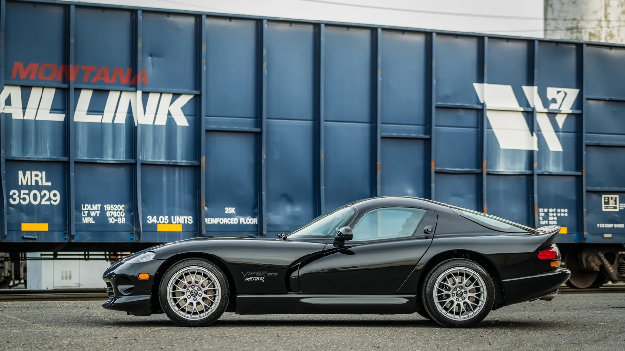 2000 Dodge Viper ACR 2nd Gen - Image 4 of 31