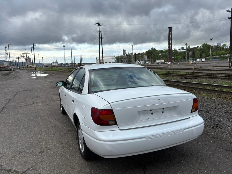 2002 Saturn Ion - Image 5 of 31