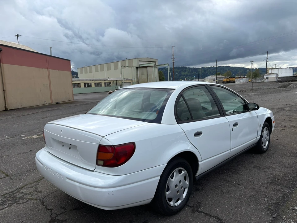 2002 Saturn Ion - Image 8 of 31