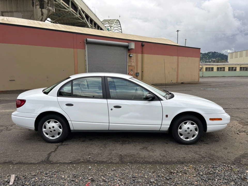 2002 Saturn Ion - Image 11 of 31