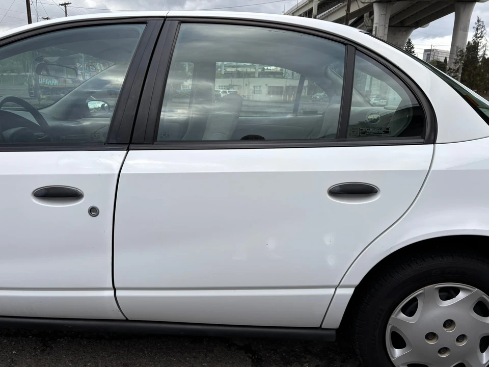 2002 Saturn Ion - Image 30 of 31