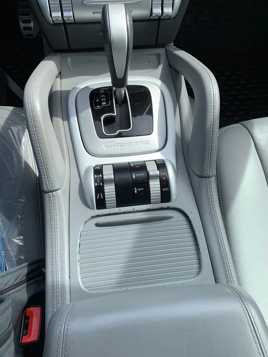 2004 Porsche 955/957 Cayenne Turbo - Image 14 of 31