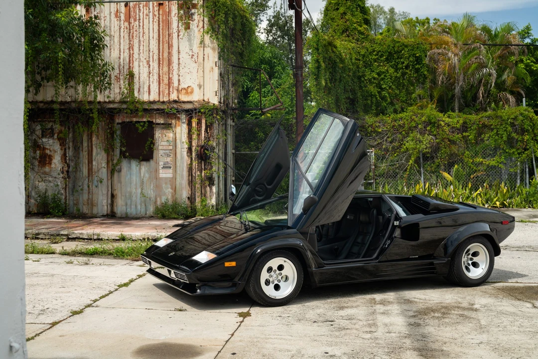1988 Lamborghini Countach LP5000 Quattrovalvole - Image 3 of 31