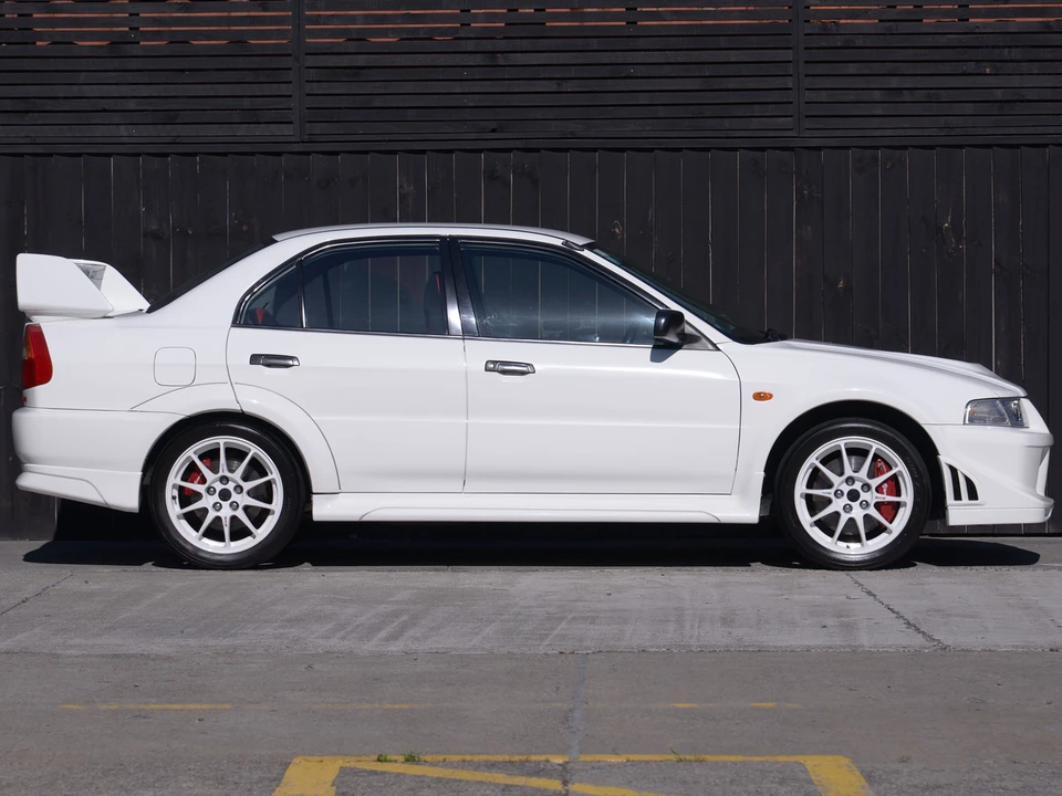 1999 Mitsubishi Lancer Evolution VI 6th Gen - Image 8 of 31