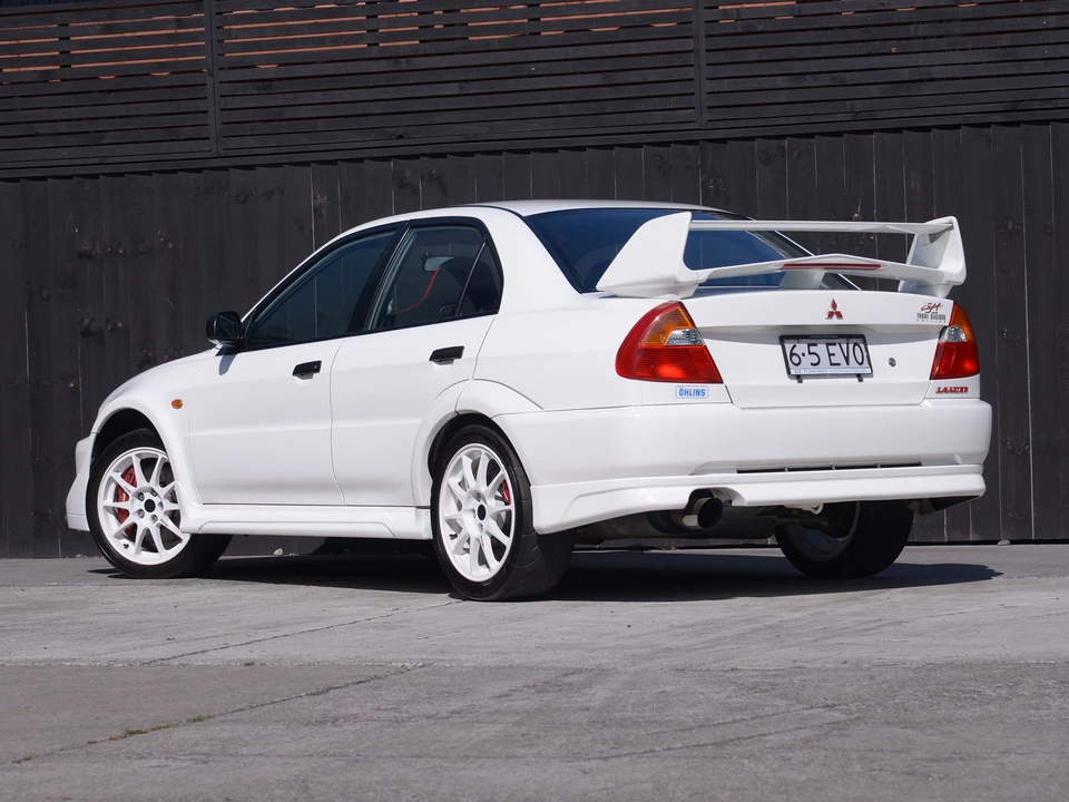 1999 Mitsubishi Lancer Evolution VI 6th Gen - Image 14 of 31