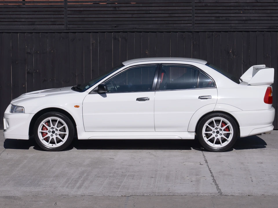1999 Mitsubishi Lancer Evolution VI 6th Gen - Image 16 of 31