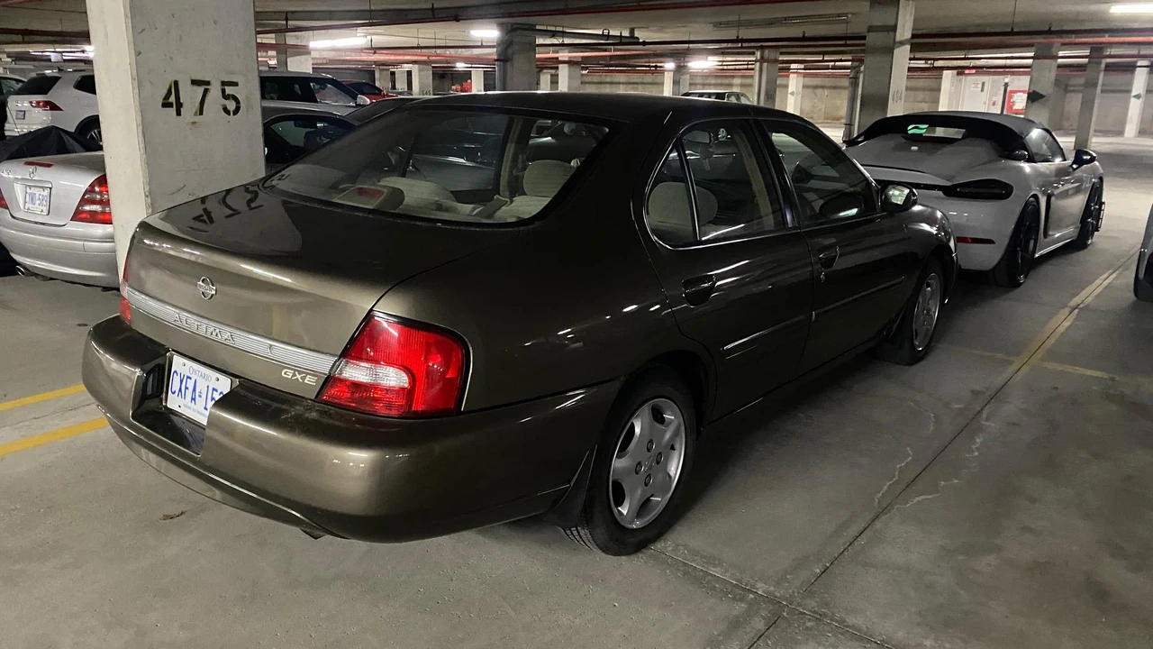 2000 Nissan Altima 2nd Gen - Image 12 of 31